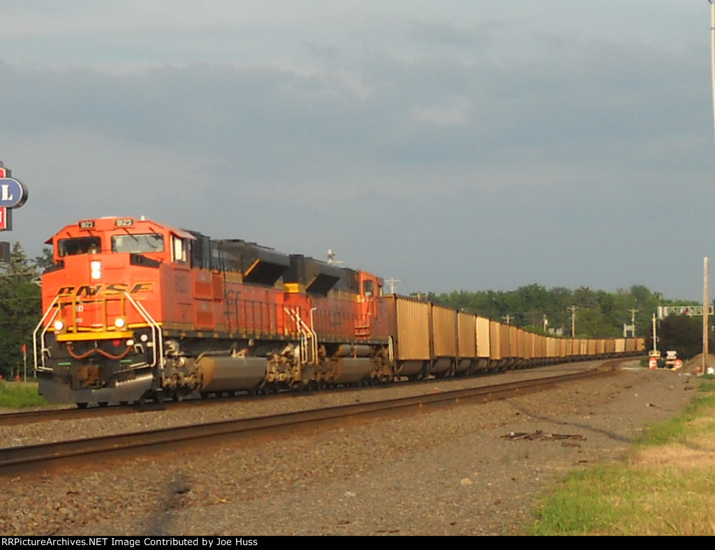 BNSF 9123 West